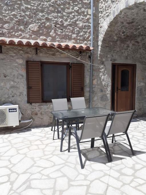 Ferienwohnung Klisounis House Leonídion Exterior foto